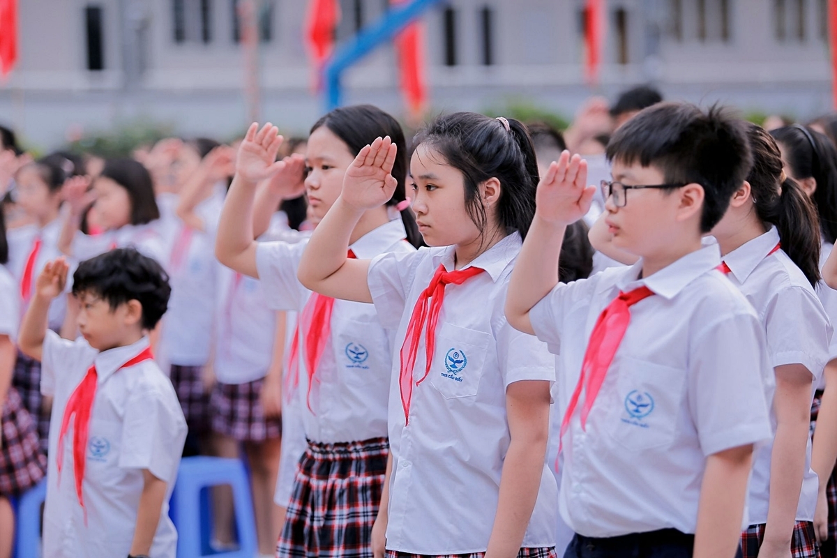 Tuyển sinh Lớp 6